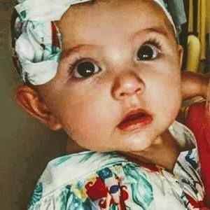 Meet your Posher, Maura